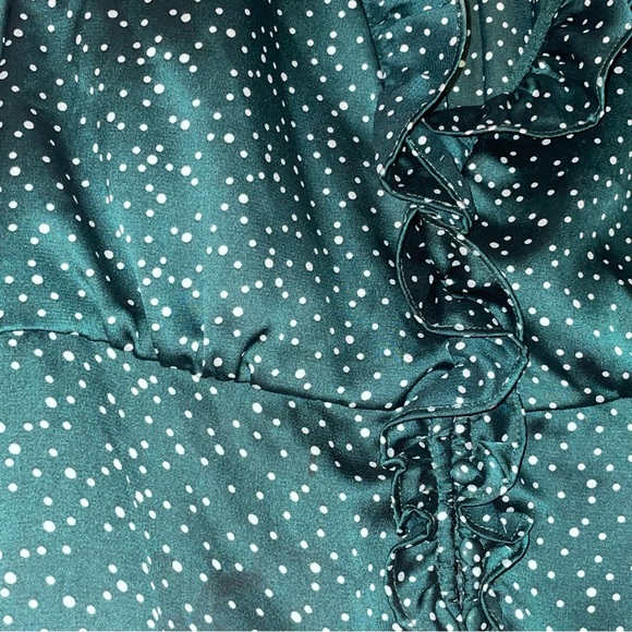 Teal cropped button up with ruffle detail - Picture 3 of 4